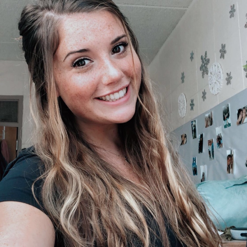 Meet your Posher, Emma